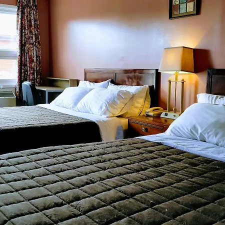 Kings Inn Midland Room photo